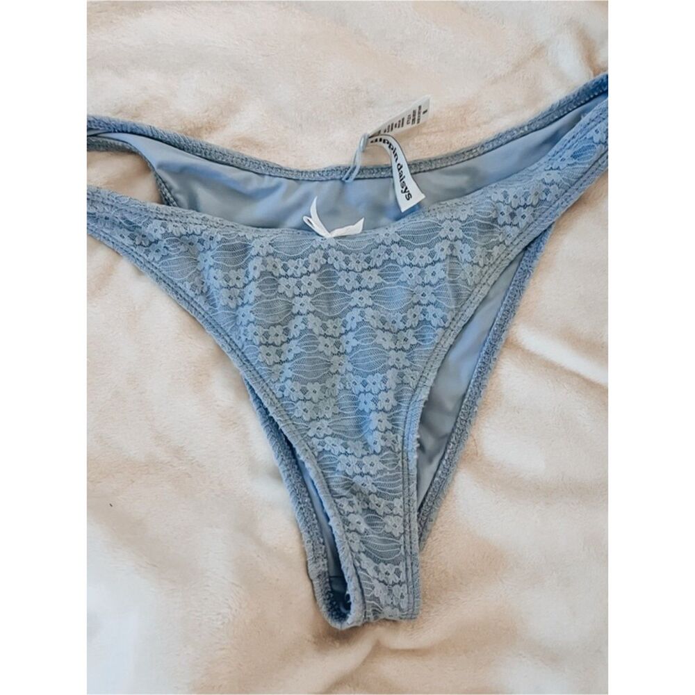 dippin daisys everly bikini bottom size medium EUC